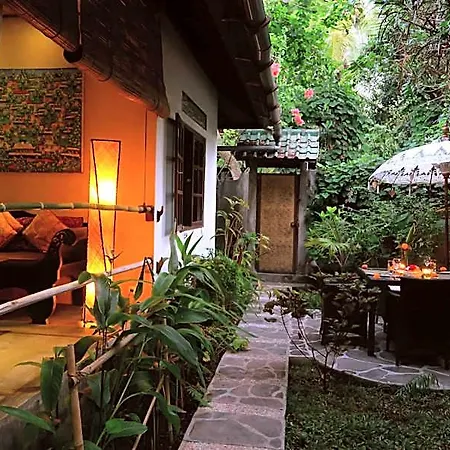 Cili Emas Oceanside Resort Bali