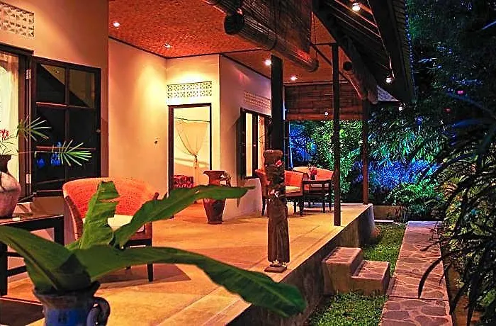 Cili Emas Oceanside Bali リゾート 3*