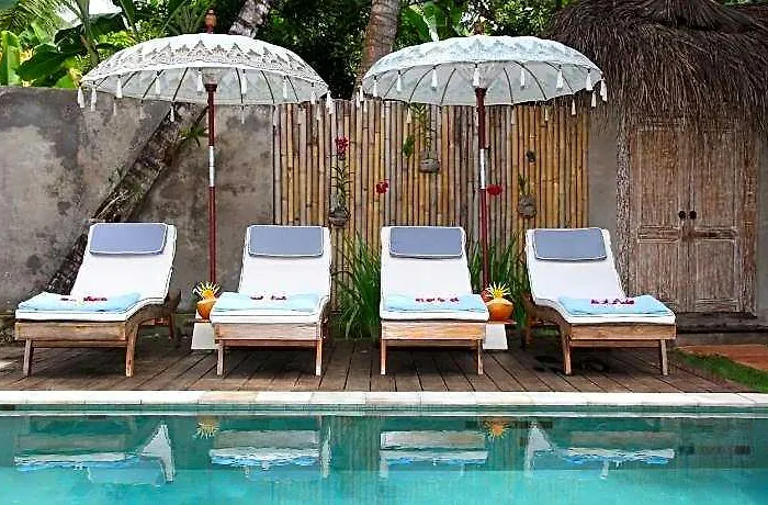 Cili Emas Oceanside Bali リゾート