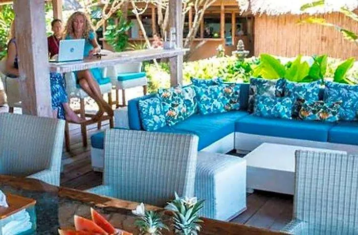 Cili Emas Oceanside Bali リゾート 3*