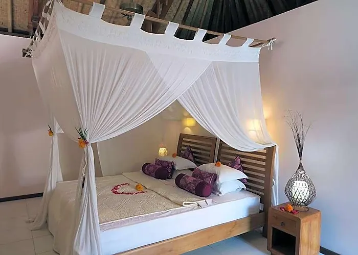 Cili Emas Oceanside Bali リゾート 3*