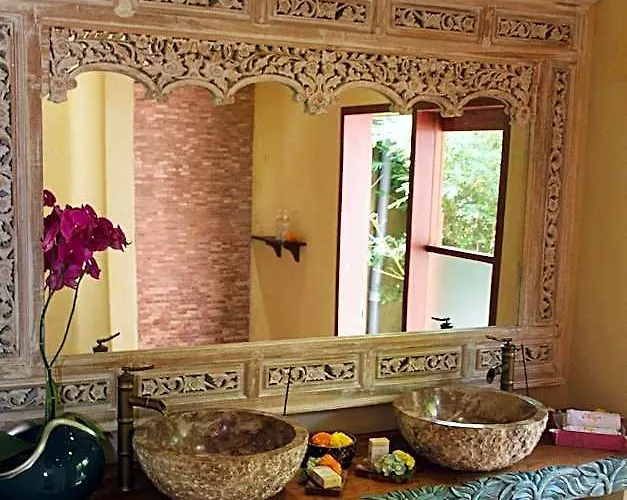 Cili Emas Oceanside Bali